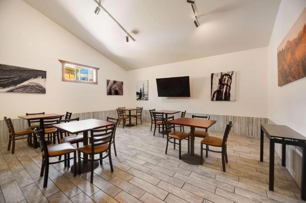 Best Western Frontier Motel Lone Pine Esterno foto