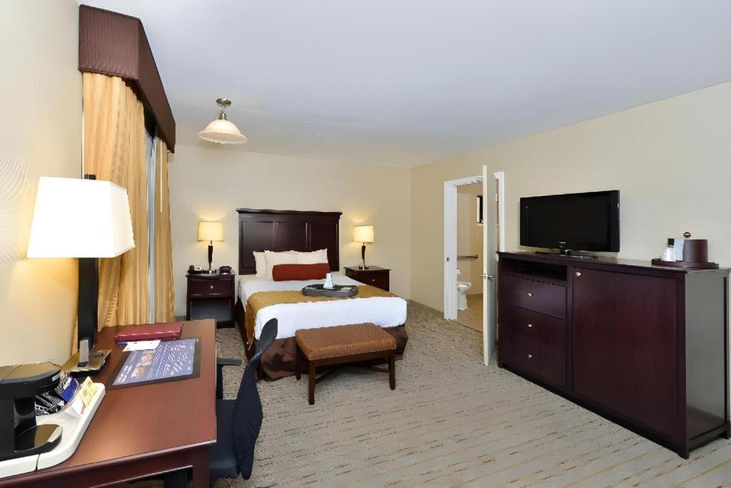 Best Western Frontier Motel Lone Pine Esterno foto